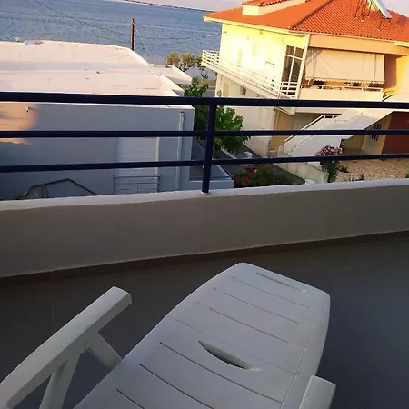 Lykoporia Apartment *